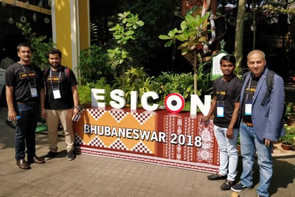 ExperimentsWithSugar team at ESICON 2018 ExperimentsWithSugar team at ESICON 2018